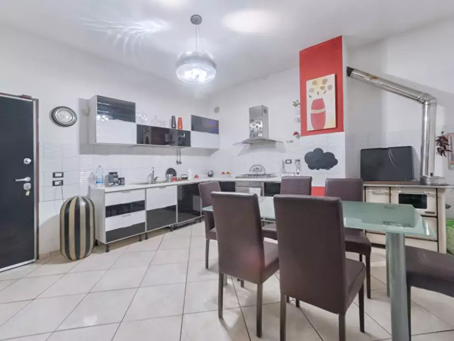 Immagine 9 di Villa in vendita  a Pescara