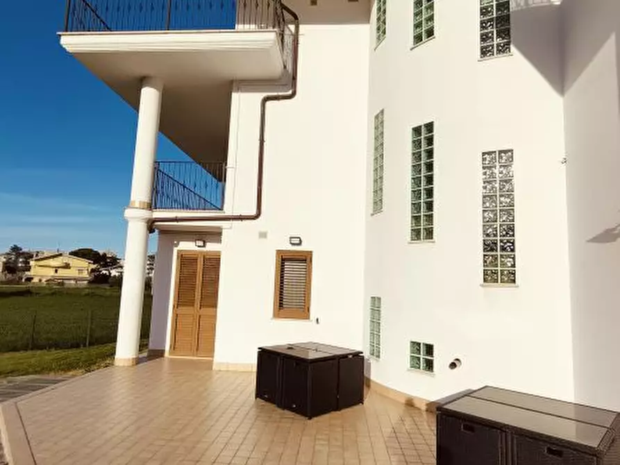 Immagine 8 di Villa in vendita  SNC a Montesilvano