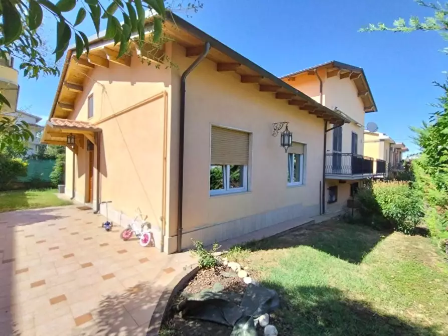 Immagine 8 di Villa in vendita  9 a Pescara