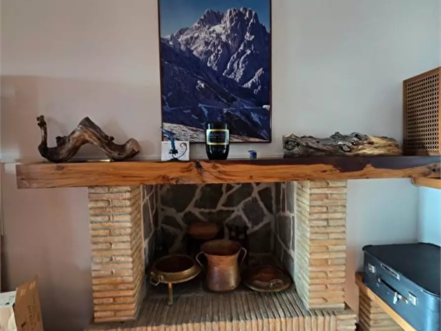 Immagine 8 di Villa in vendita  a Penne