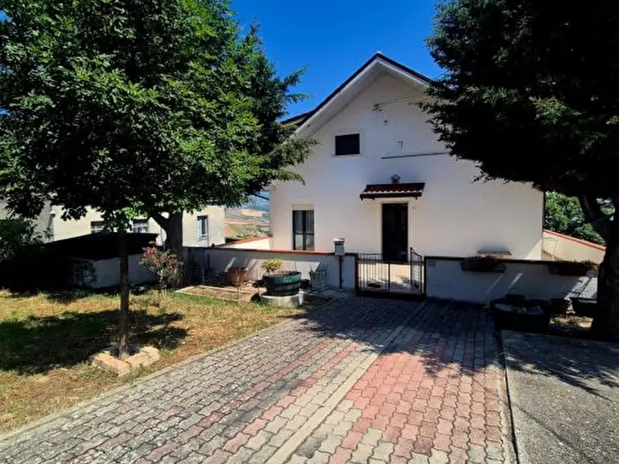 Immagine 7 di Villa in vendita  16 a Pietranico