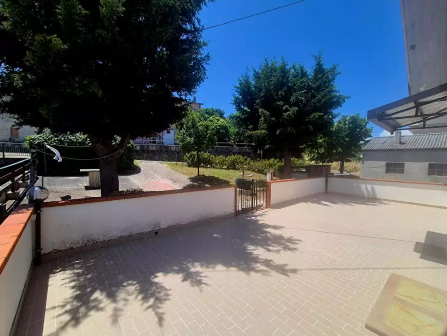 Immagine 10 di Villa in vendita  16 a Pietranico