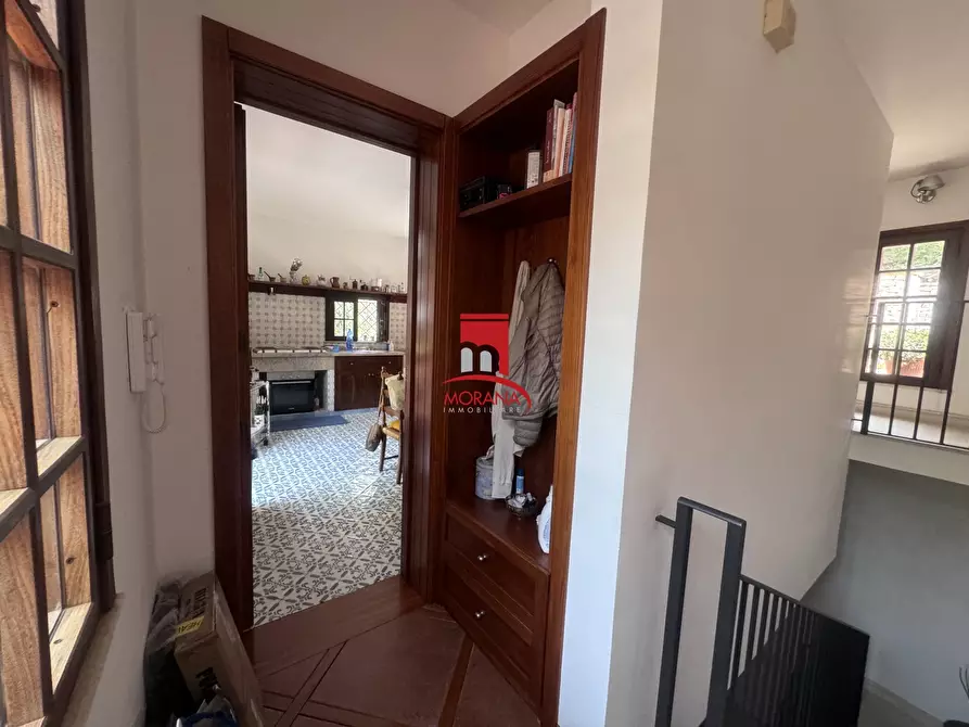 Immagine 10 di Villa in vendita  68 a Erice