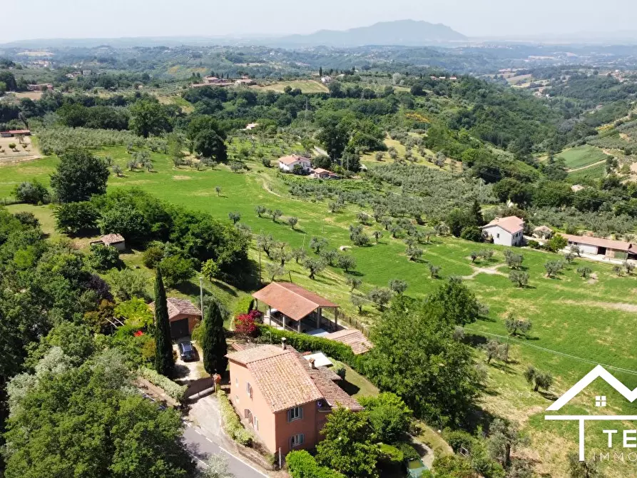 Immagine 3 di Villa in vendita  a Torri In Sabina