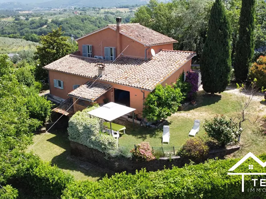 Immagine 9 di Villa in vendita  a Torri In Sabina