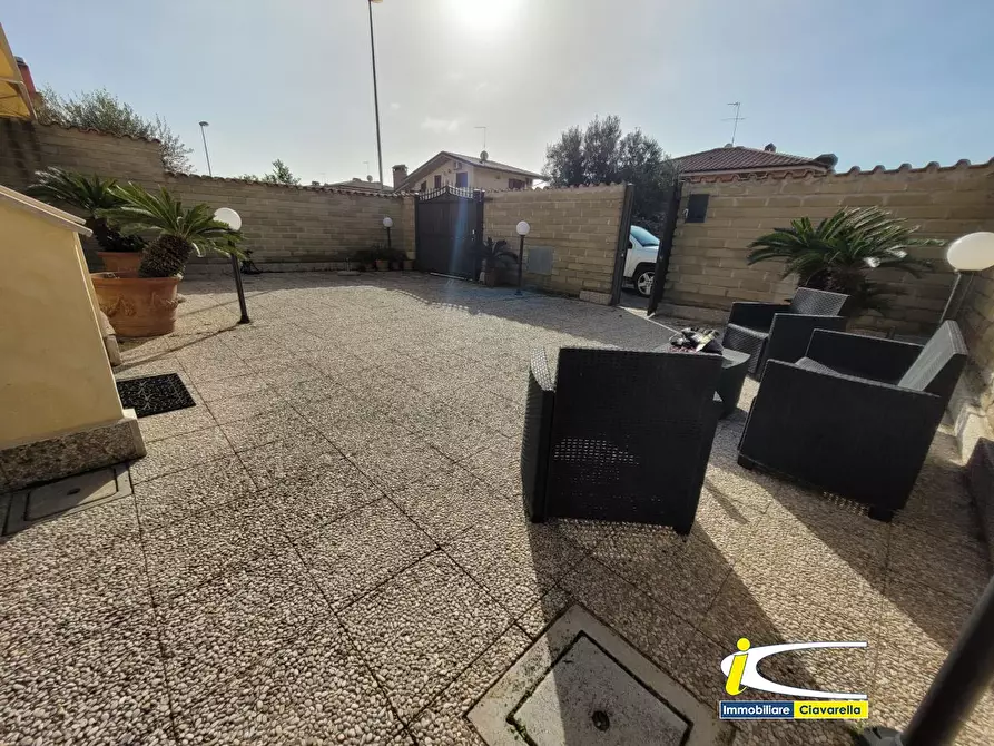 Immagine 6 di Villa in vendita  a Ladispoli