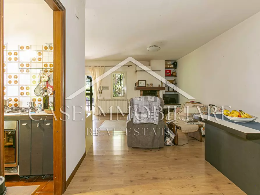 Immagine 5 di Villa in vendita  a Formello