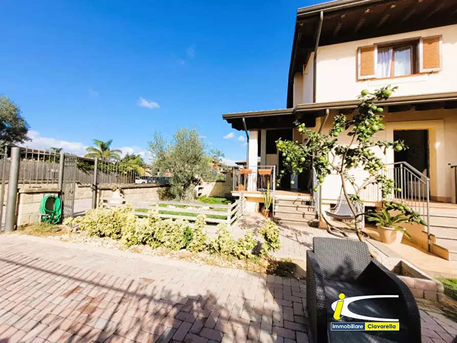 Immagine 3 di Villa in vendita  18 a Ladispoli