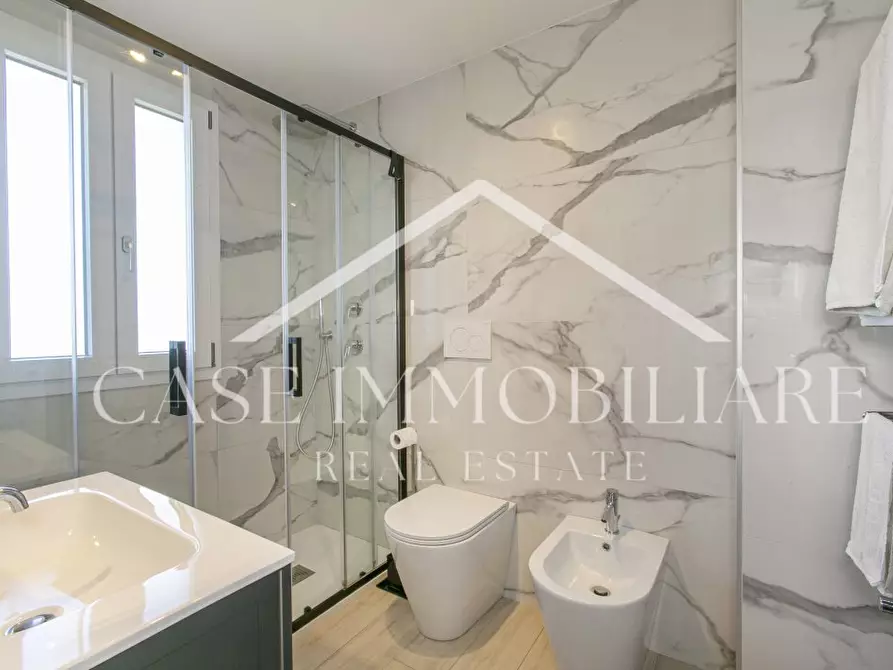 Immagine 10 di Villa in vendita  a Sacrofano