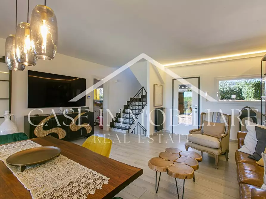 Immagine 6 di Villa in vendita  a Sacrofano