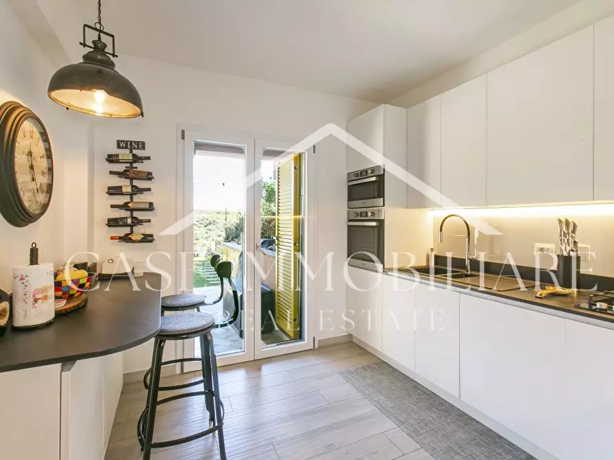 Immagine 5 di Villa in vendita  a Sacrofano