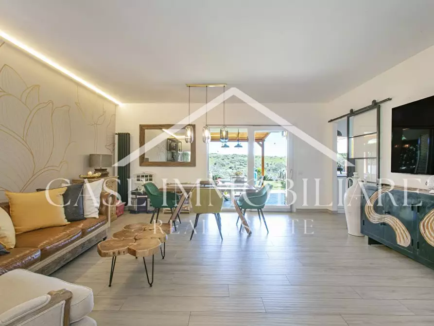 Immagine 2 di Villa in vendita  a Sacrofano