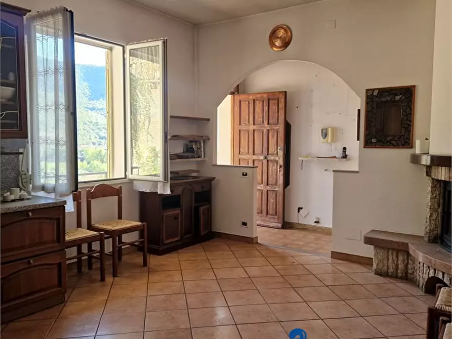Immagine 10 di Villa in vendita  a Villanova D'albenga