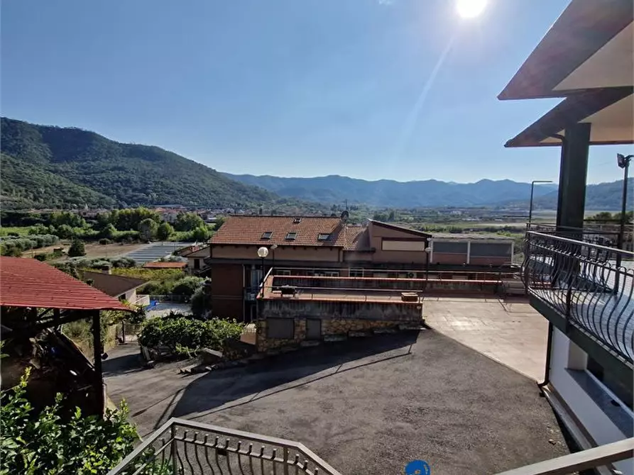 Immagine 5 di Villa in vendita  a Villanova D'albenga