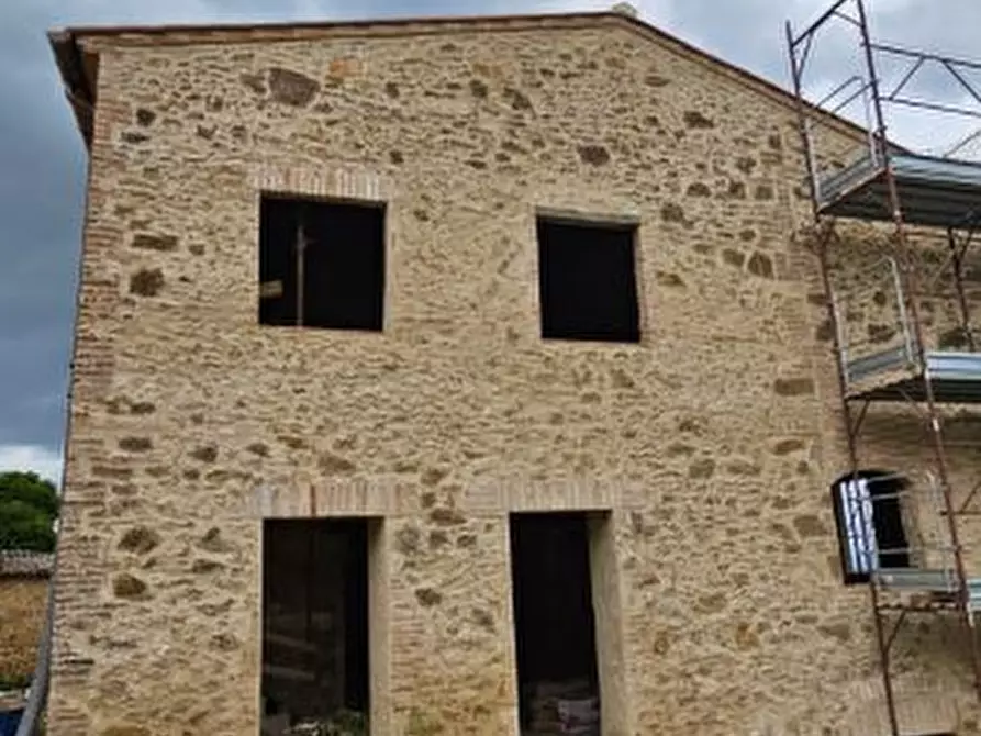 Immagine 6 di Villa in vendita  a Poggibonsi