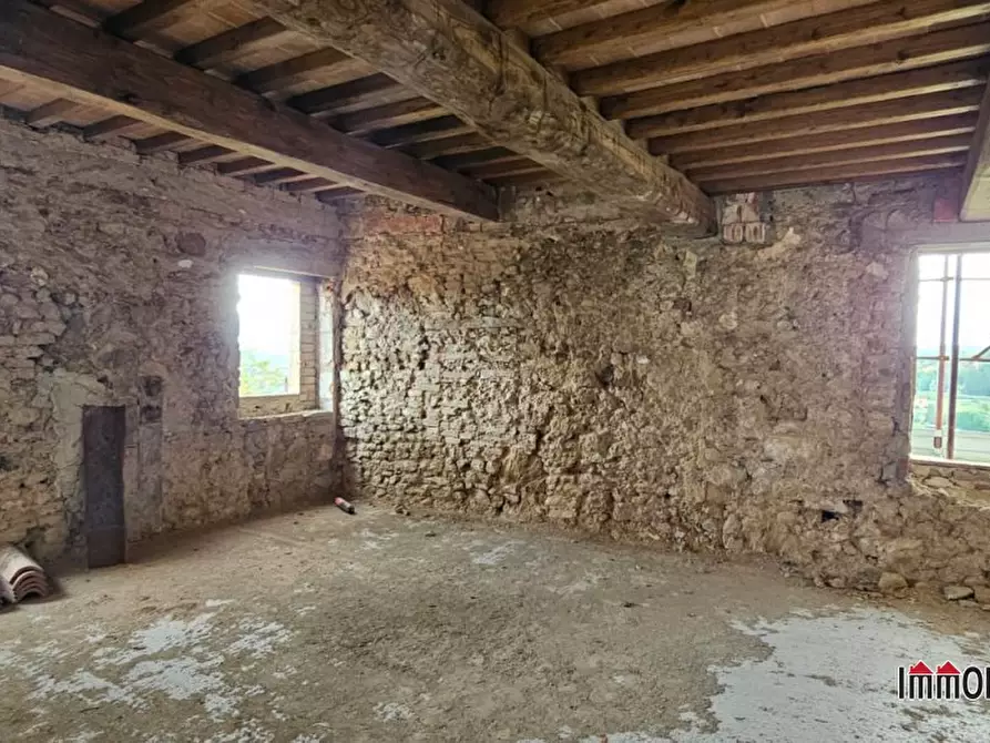 Immagine 10 di Villa in vendita  a Poggibonsi