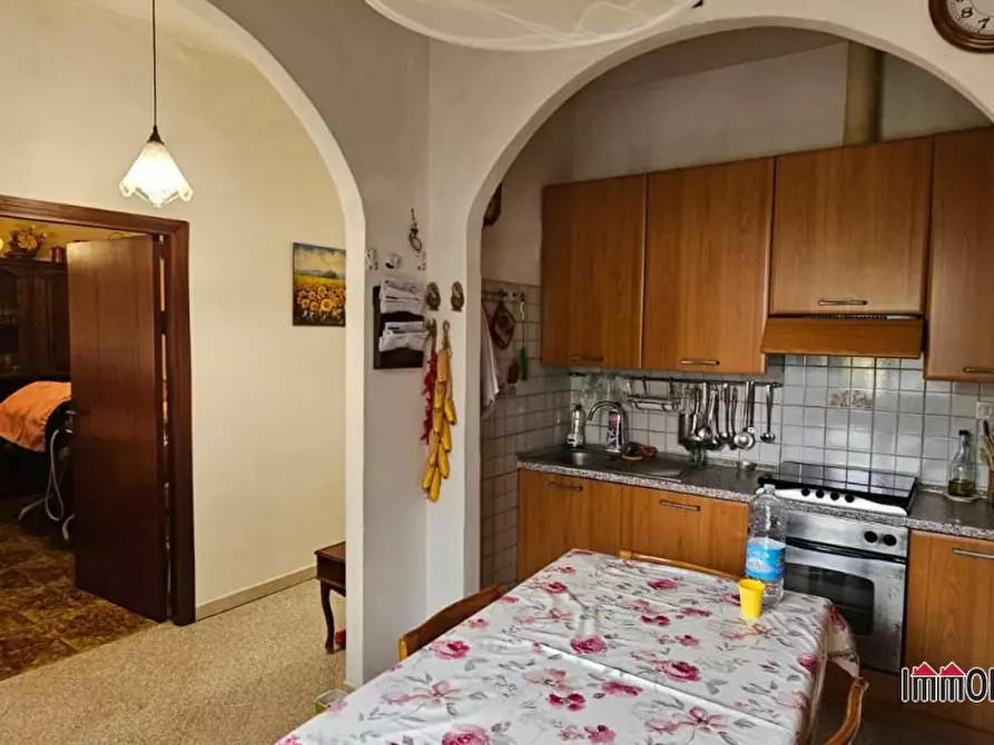 Immagine 4 di Villa in vendita  a Colle Di Val D'elsa