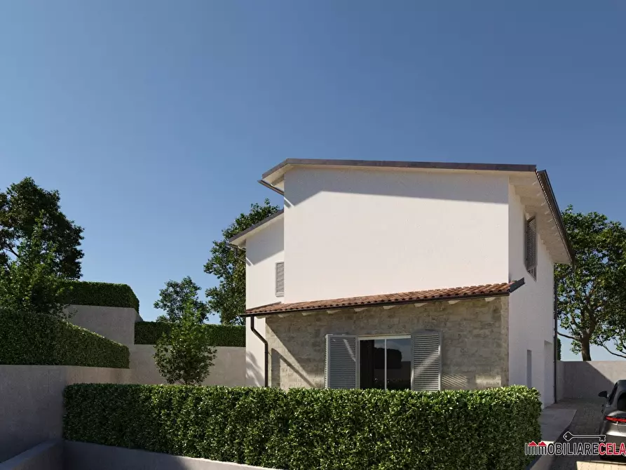 Immagine 2 di Villa in vendita  a Colle Di Val D'elsa