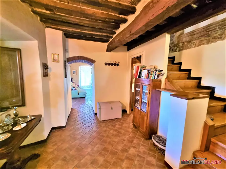 Immagine 8 di Villa in vendita  a Casole D'elsa