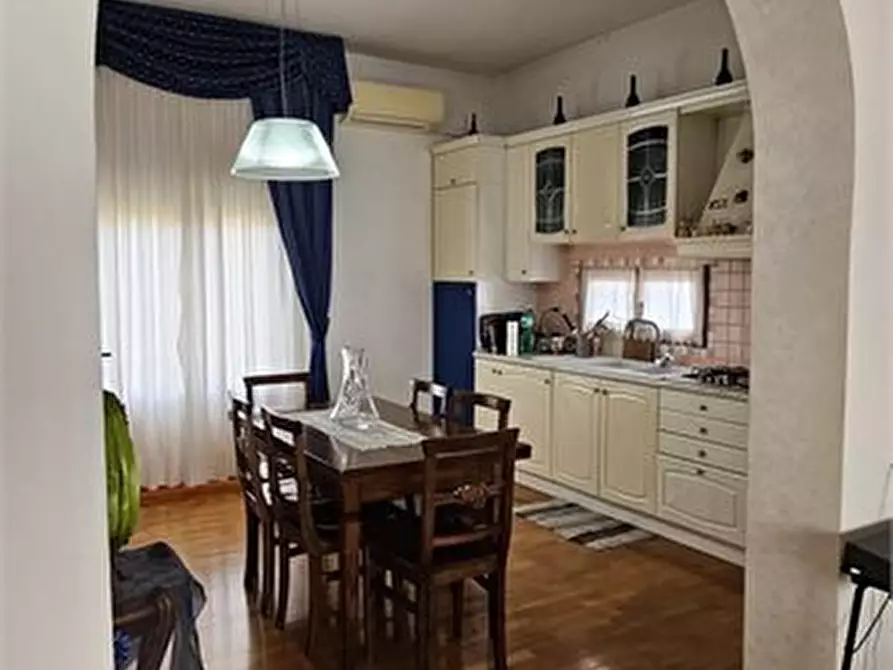 Immagine 10 di Villa in vendita  a Colle Di Val D'elsa