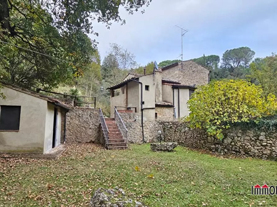 Immagine 7 di Villa in vendita  a San Gimignano