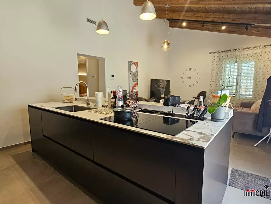 Immagine 4 di Villa in vendita  a Colle Di Val D'elsa