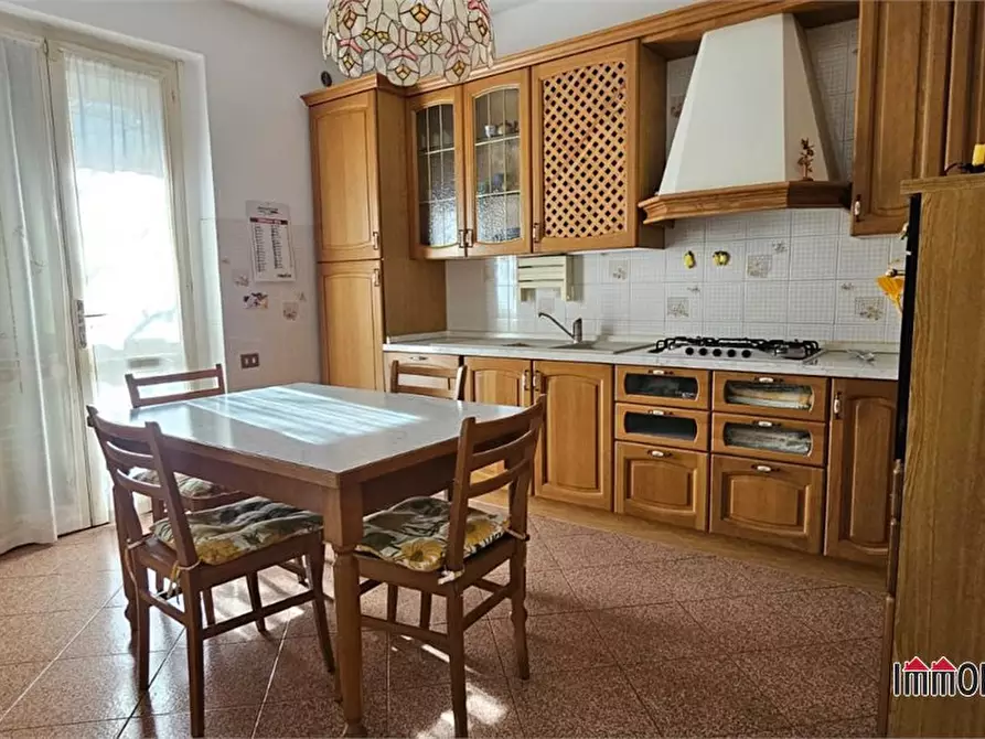 Immagine 9 di Villa in vendita  a Colle Di Val D'elsa