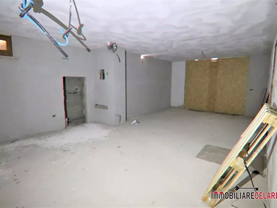 Immagine 5 di Villa in vendita  a Colle Di Val D'elsa