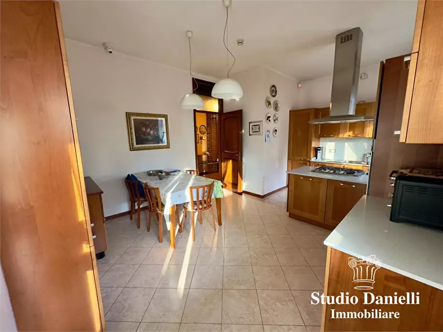 Immagine 9 di Villa in vendita  27 A a Giussano