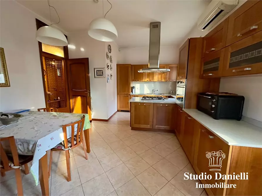 Immagine 10 di Villa in vendita  27 A a Giussano