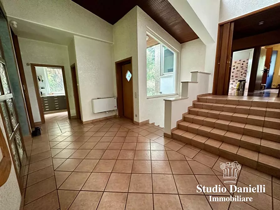 Immagine 8 di Villa in vendita  65 a Desio