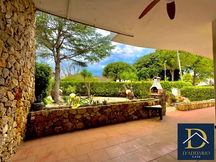 Immagine 5 di Villa in vendita  a Pulsano