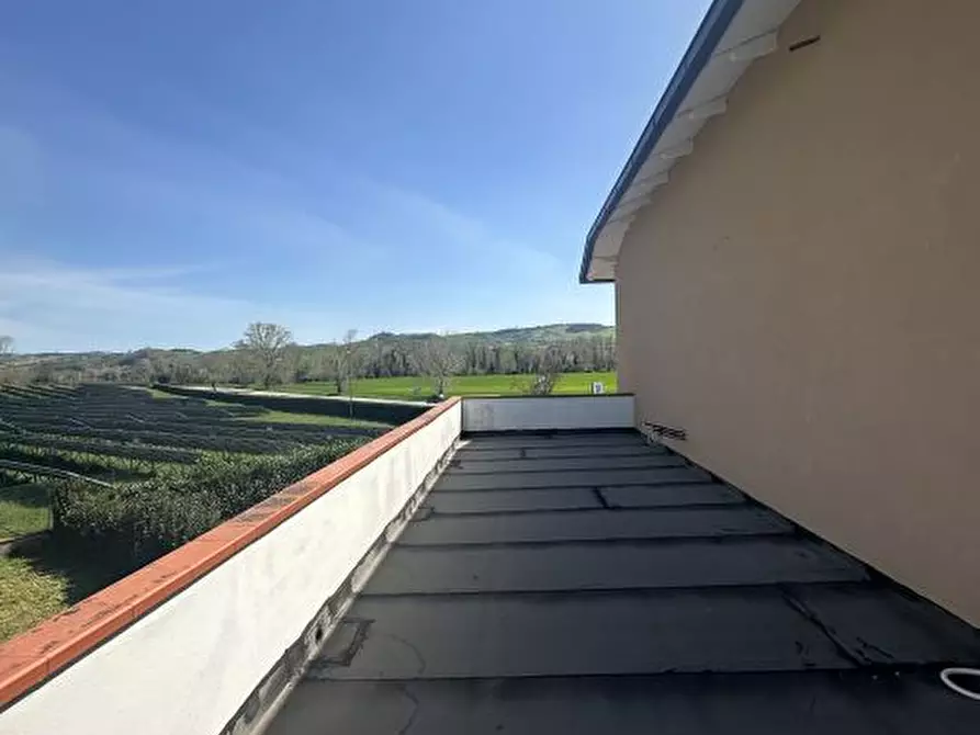 Immagine 9 di Villa in vendita  46 a Sant'omero