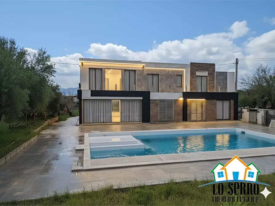 Immagine 5 di Villa in vendita  293 a Alcamo