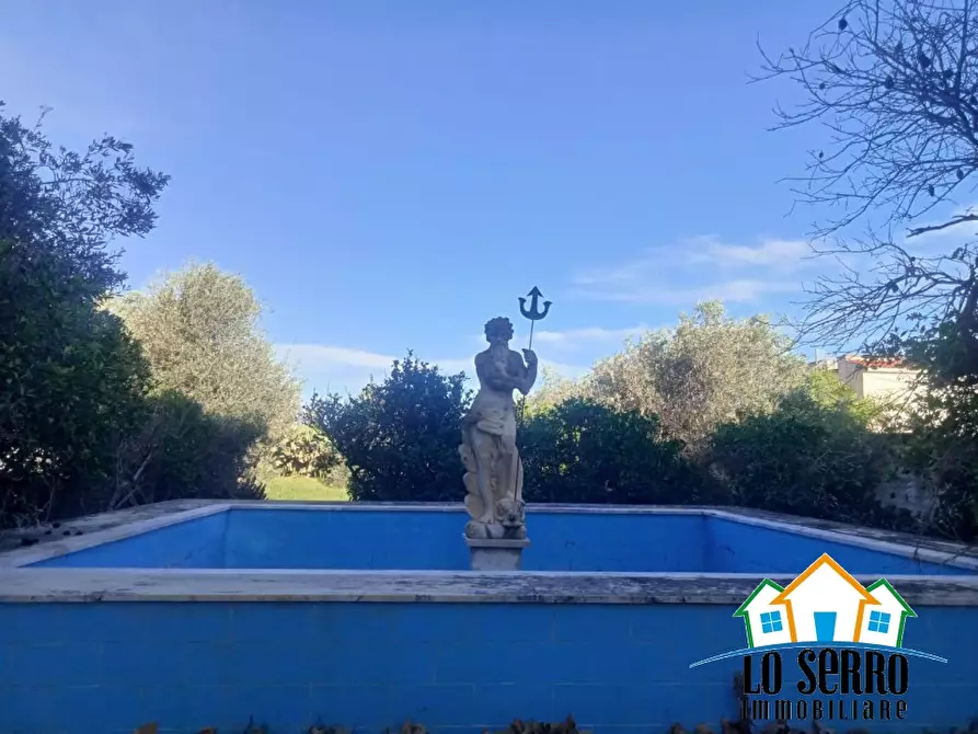 Immagine 7 di Villa in vendita  a Castelvetrano