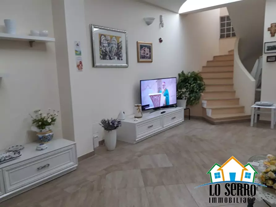 Immagine 1 di Villa in vendita  a Alcamo