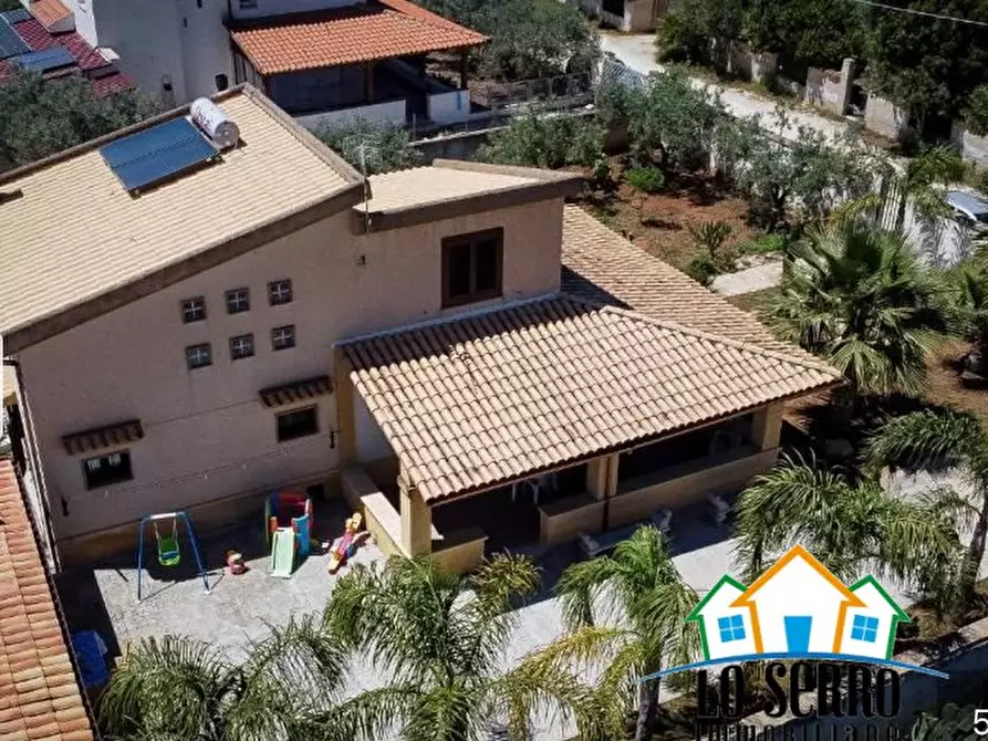 Immagine 2 di Villa in vendita  a Castelvetrano