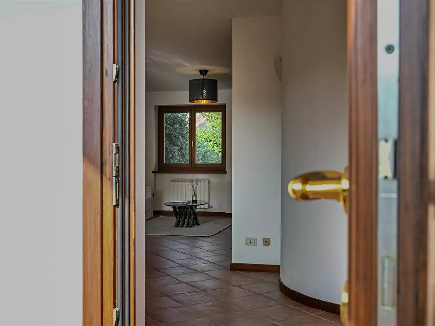 Immagine 9 di Villa in vendita  5K a Duino-Aurisina