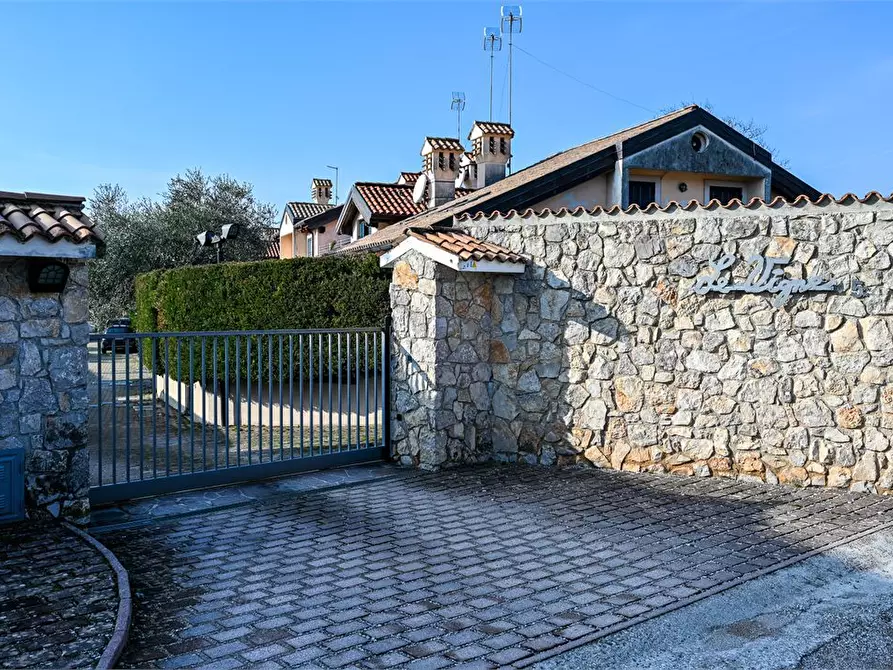 Immagine 6 di Villa in vendita  5K a Duino-Aurisina