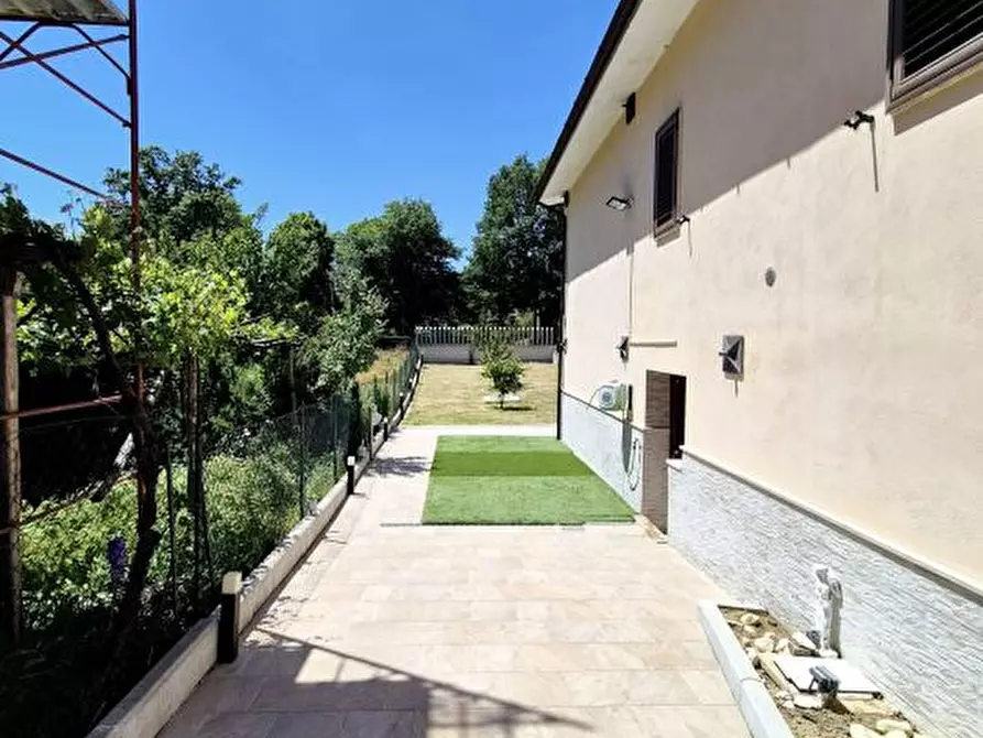 Immagine 4 di Villetta a schiera in vendita  24 a Castel Di Ieri