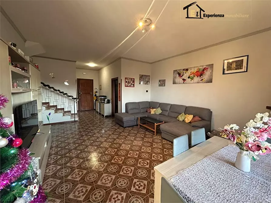 Immagine 2 di Villetta a schiera in vendita  snc a Poggio Mirteto