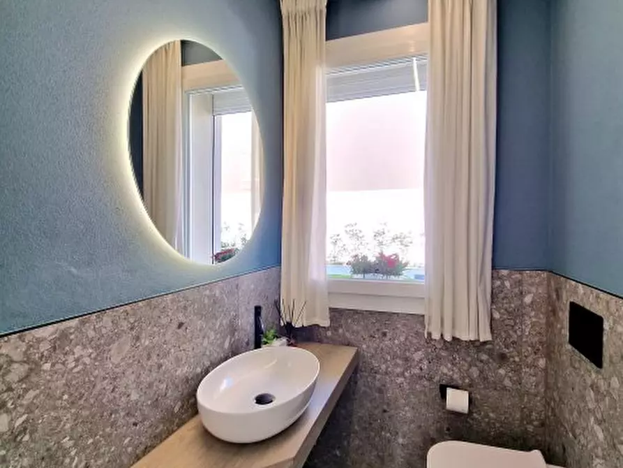 Immagine 10 di Villetta a schiera in vendita  a Thiene