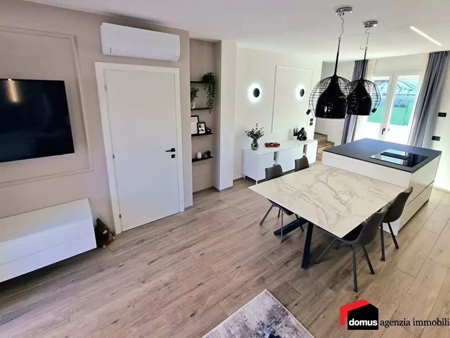 Immagine 7 di Villetta a schiera in vendita  a Thiene