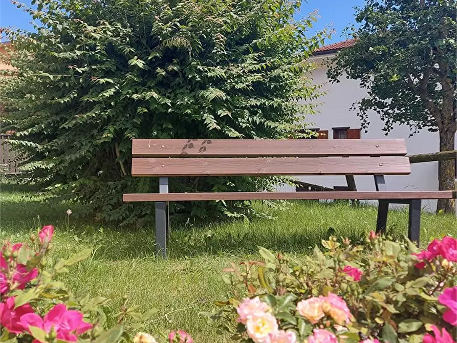 Immagine 10 di Villetta a schiera in vendita  a Tonezza Del Cimone