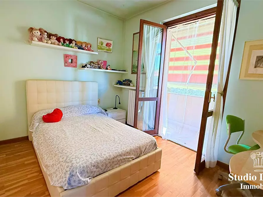 Immagine 10 di Villa in vendita  a Carate Brianza