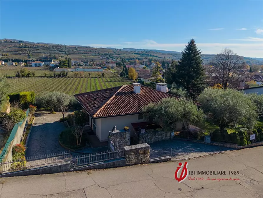 Immagine 1 di Villetta a schiera in vendita  16 a San Pietro In Cariano