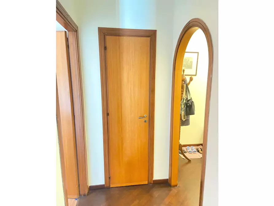 Immagine 8 di Appartamento in vendita  a Palermo