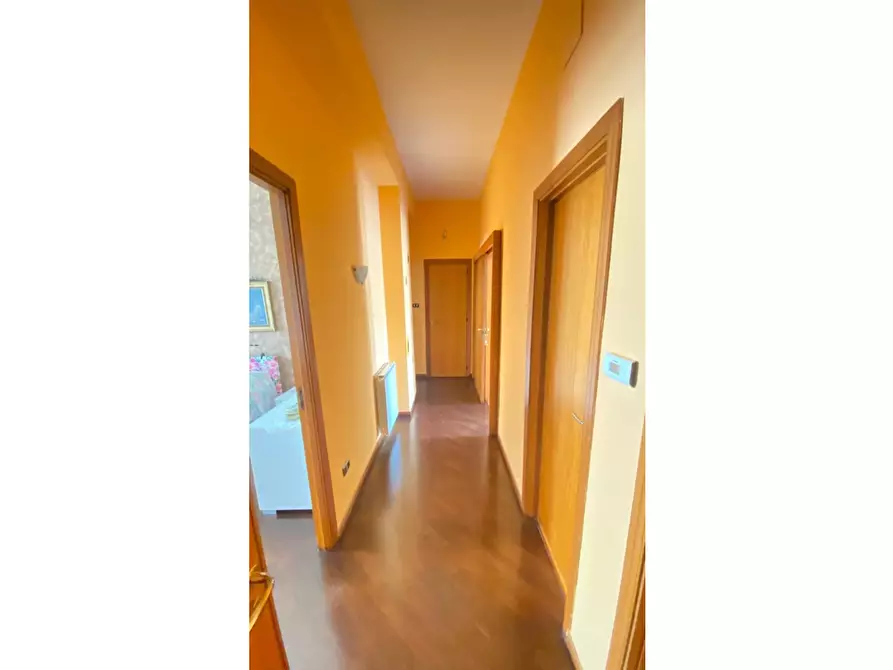 Immagine 9 di Appartamento in vendita  a Palermo