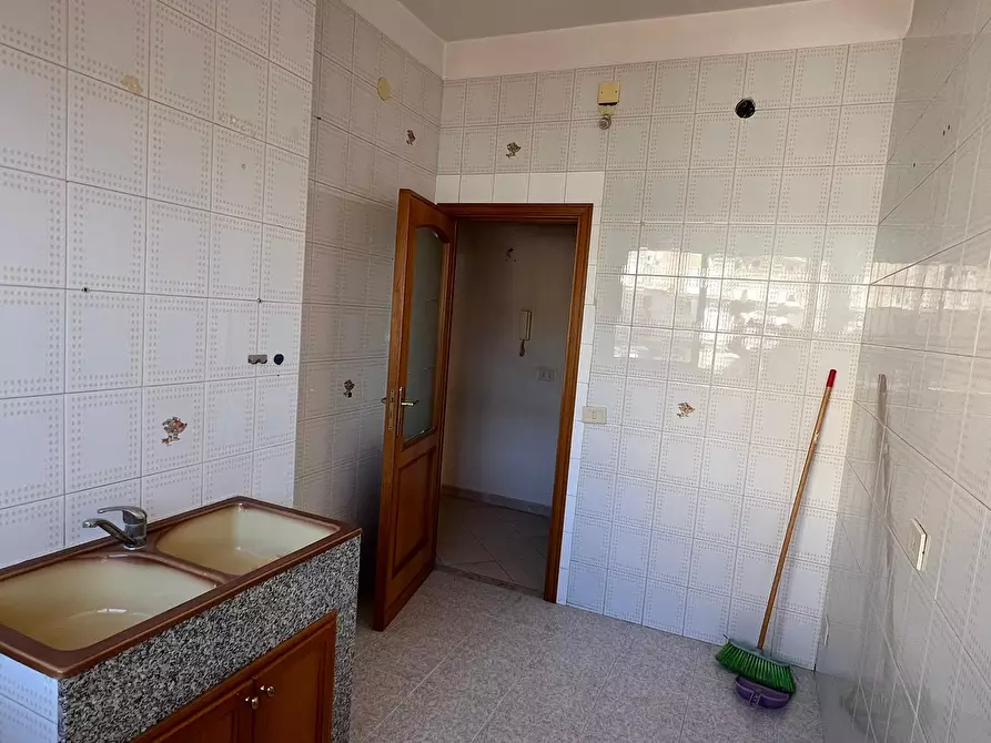 Immagine 4 di Appartamento in vendita  a Palermo