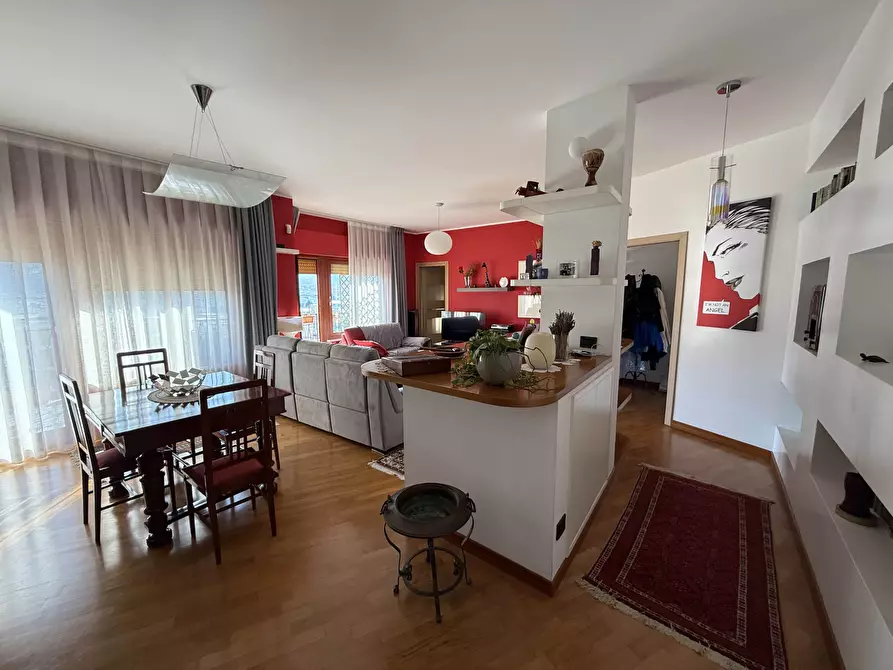 Immagine 2 di Appartamento in vendita  a Palermo